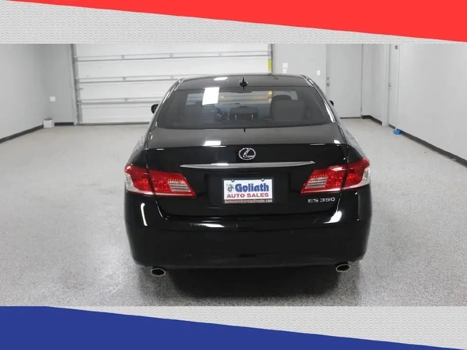 2011 Lexus ES 4th Gen - Image 3 of 19