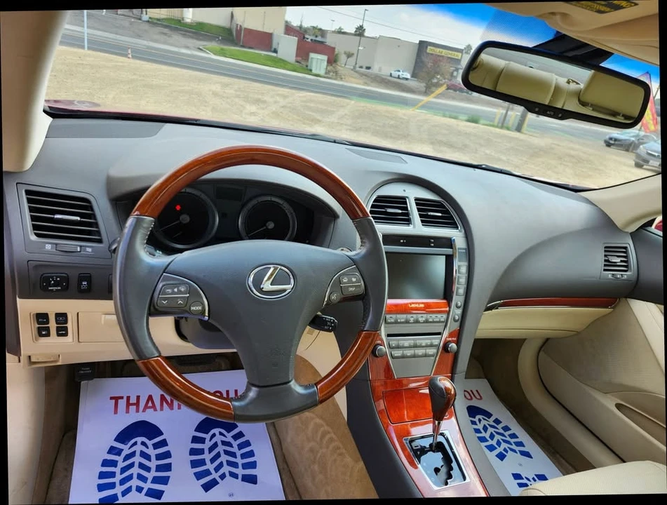 2011 Lexus ES 5th Gen - Image 10 of 19