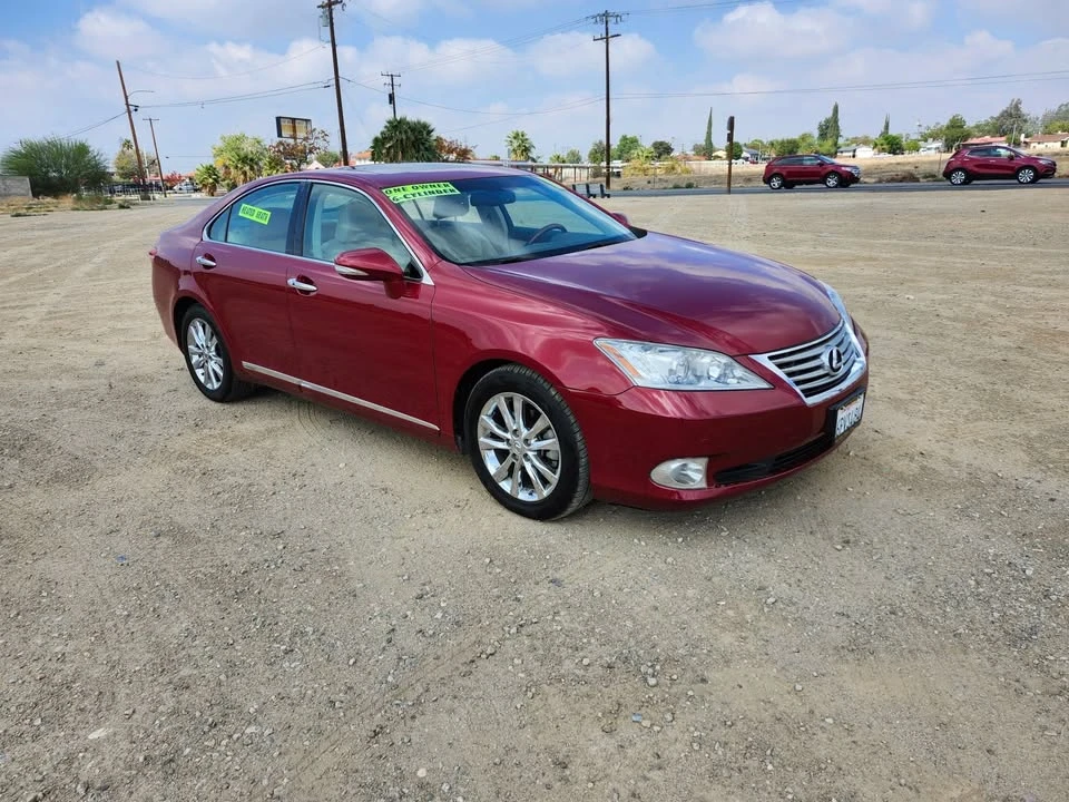2011 Lexus ES 5th Gen - Image 5 of 19