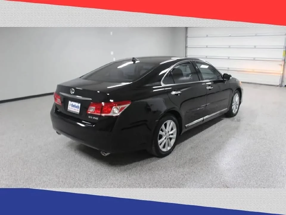 2011 Lexus ES 4th Gen - Image 2 of 19