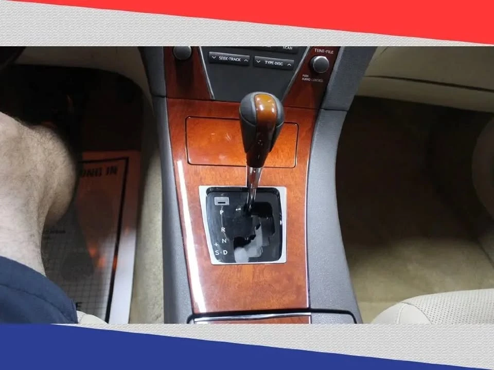 2011 Lexus ES 4th Gen - Image 10 of 19