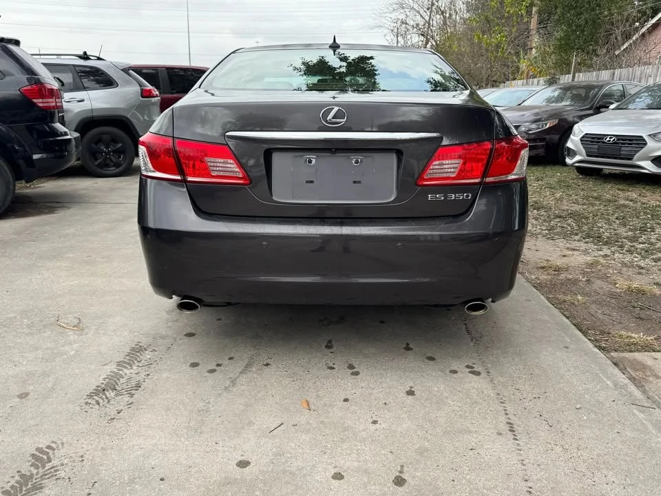 2011 Lexus ES 5th Gen - Image 6 of 20