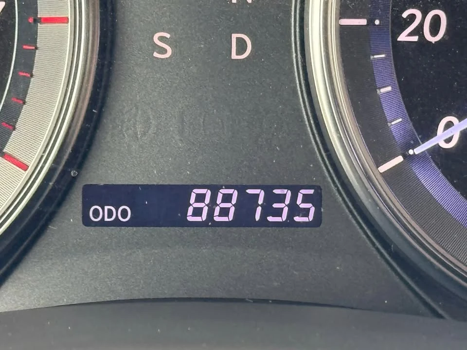 2011 Lexus ES 5th Gen - Image 15 of 20