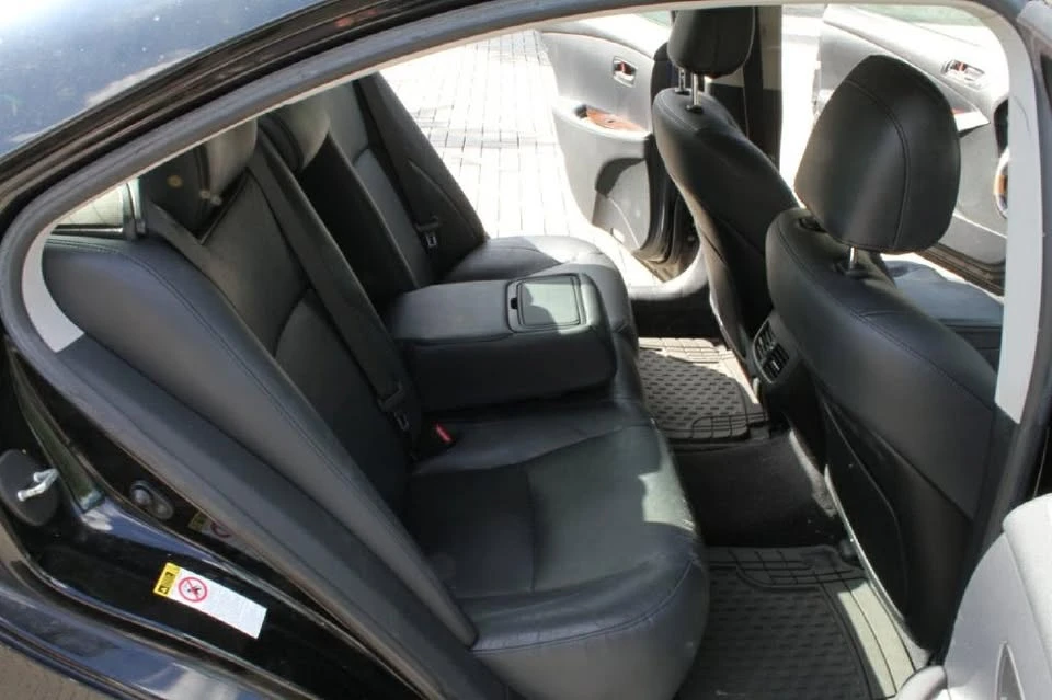 2011 Lexus ES 5th Gen - Image 13 of 14