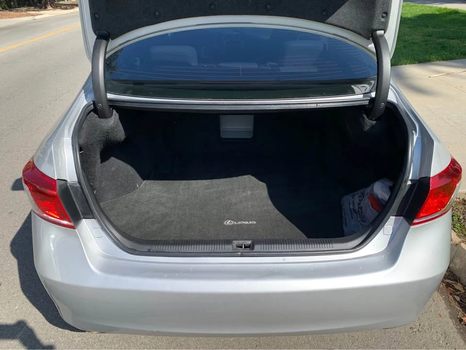 2011 Lexus ES 4th Gen - Image 12 of 12
