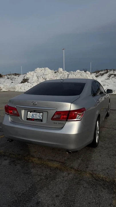 2011 Lexus ES 5th Gen - Image 6 of 19