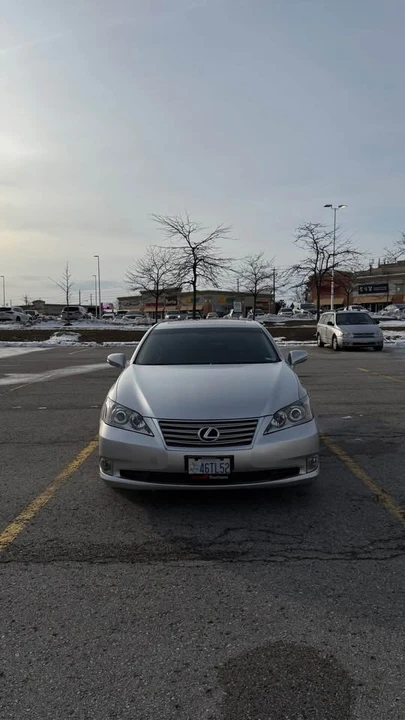 2011 Lexus ES 5th Gen - Image 4 of 19
