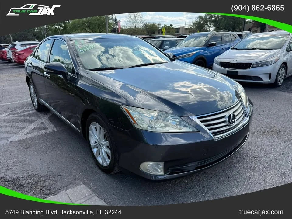 2011 Lexus ES 5th Gen - Image 2 of 19