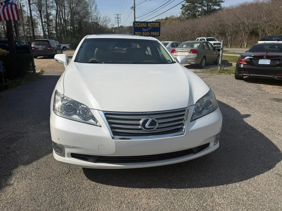 2011 Lexus ES 5th Gen - Image 7 of 20