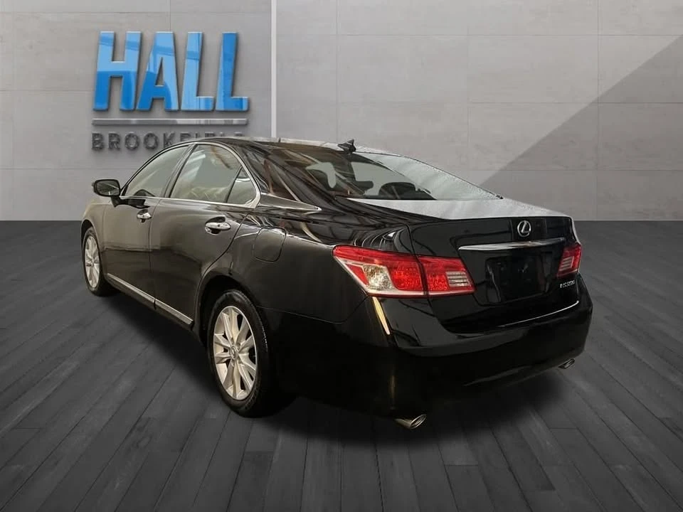 2011 Lexus ES 5th Gen - Image 7 of 18