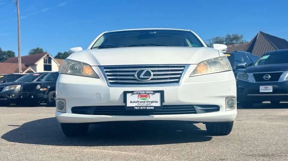 2011 Lexus ES 5th Gen - Image 3 of 20