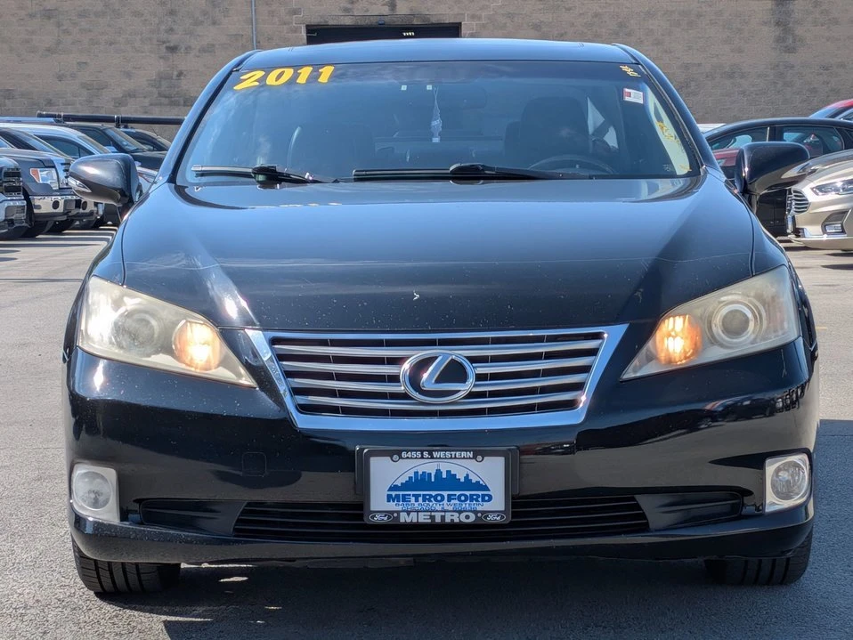 2011 Lexus ES 5th Gen - Image 10 of 21