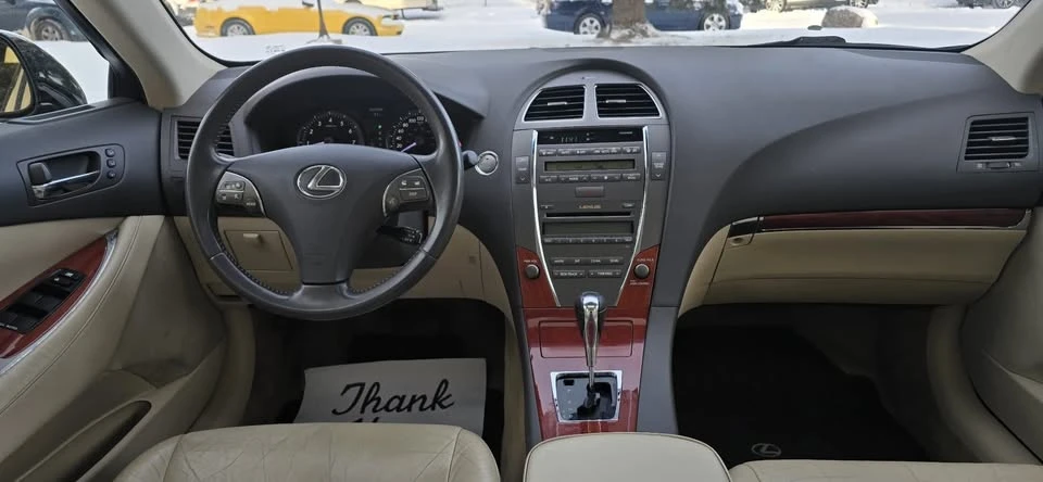 2011 Lexus ES 5th Gen - Image 11 of 20