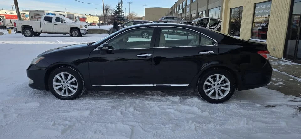 2011 Lexus ES 4th Gen - Image 6 of 19