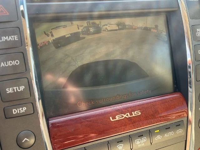 2011 Lexus ES 5th Gen - Image 12 of 16