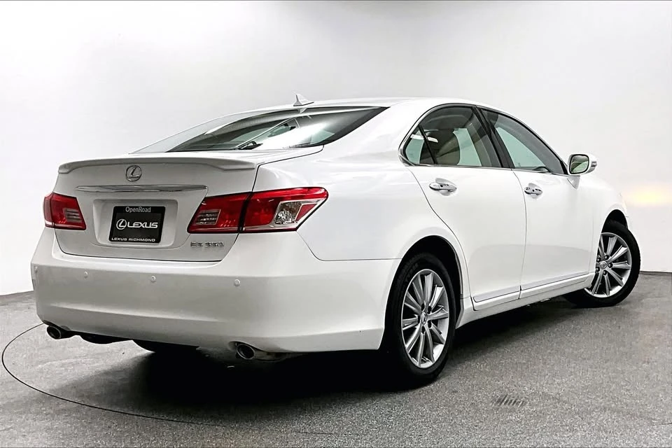 2011 Lexus ES 5th Gen - Image 6 of 19