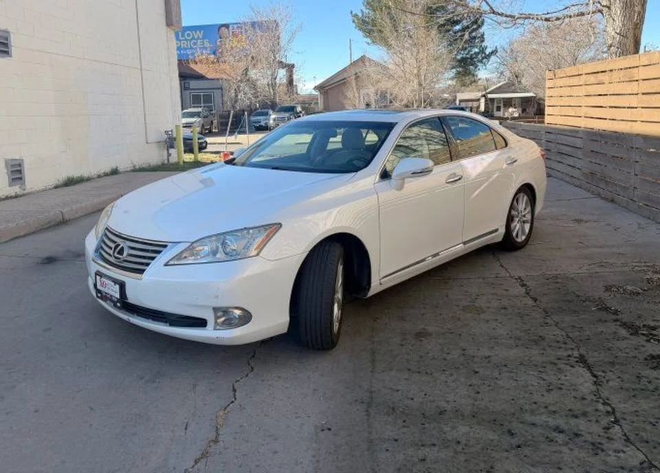 2011 Lexus ES 4th Gen - Image 6 of 17