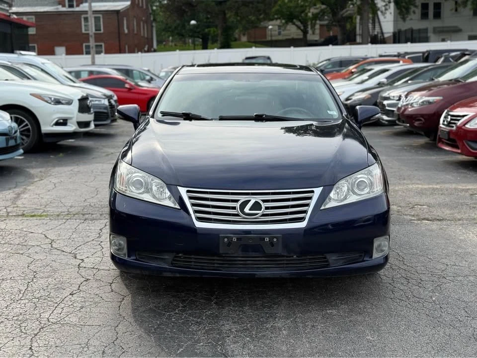 2011 Lexus ES 5th Gen - Image 3 of 12