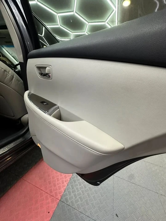 2011 Lexus ES 5th Gen - Image 15 of 20