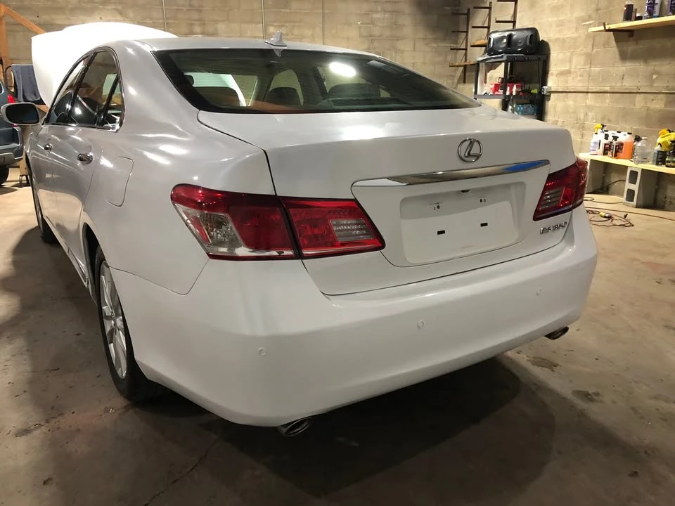 2011 Lexus ES 5th Gen - Image 5 of 12