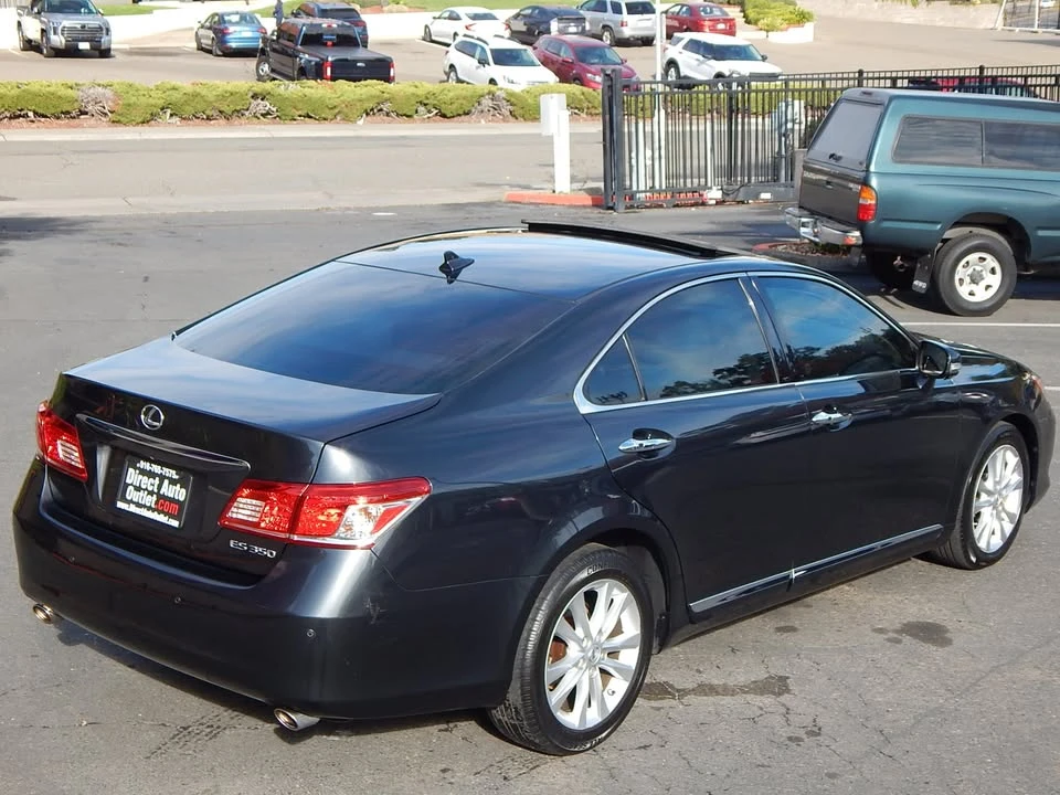 2011 Lexus ES 5th Gen - Image 4 of 20