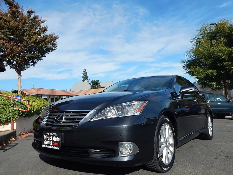 2011 Lexus ES 5th Gen - Image 6 of 20