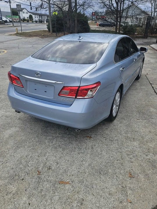 2011 Lexus ES 5th Gen - Image 4 of 20