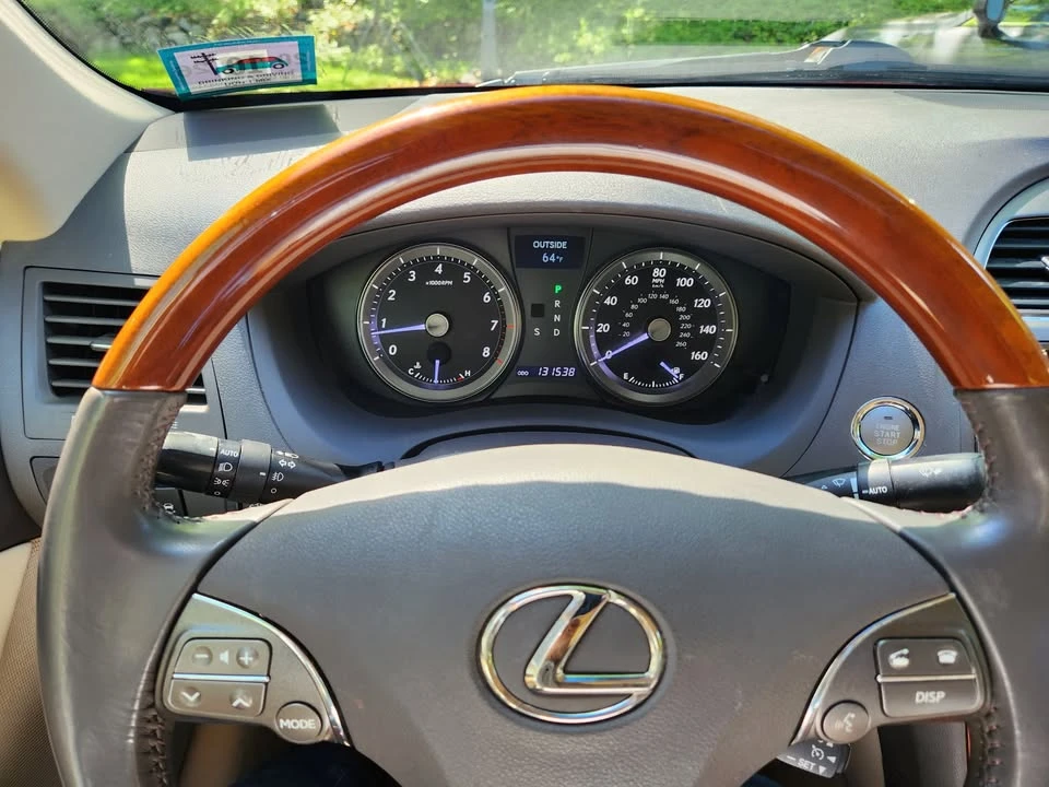 2011 Lexus ES 5th Gen - Image 6 of 12