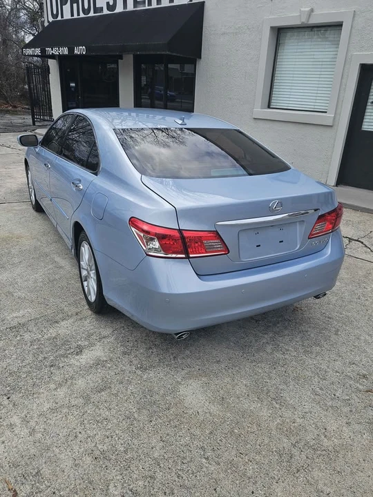 2011 Lexus ES 5th Gen - Image 19 of 20