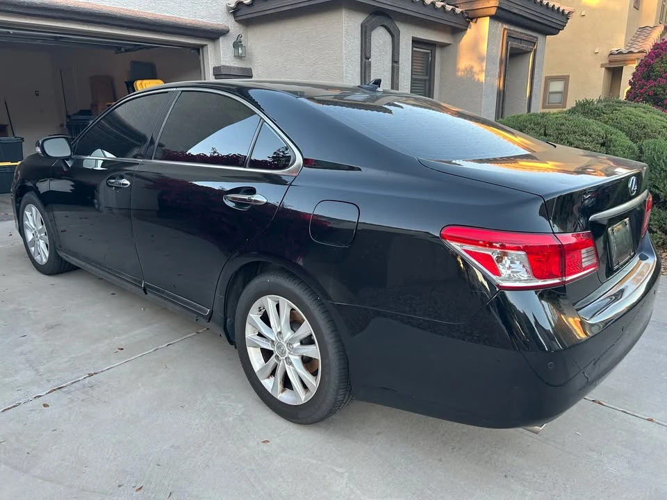 2011 Lexus ES 5th Gen - Image 5 of 12