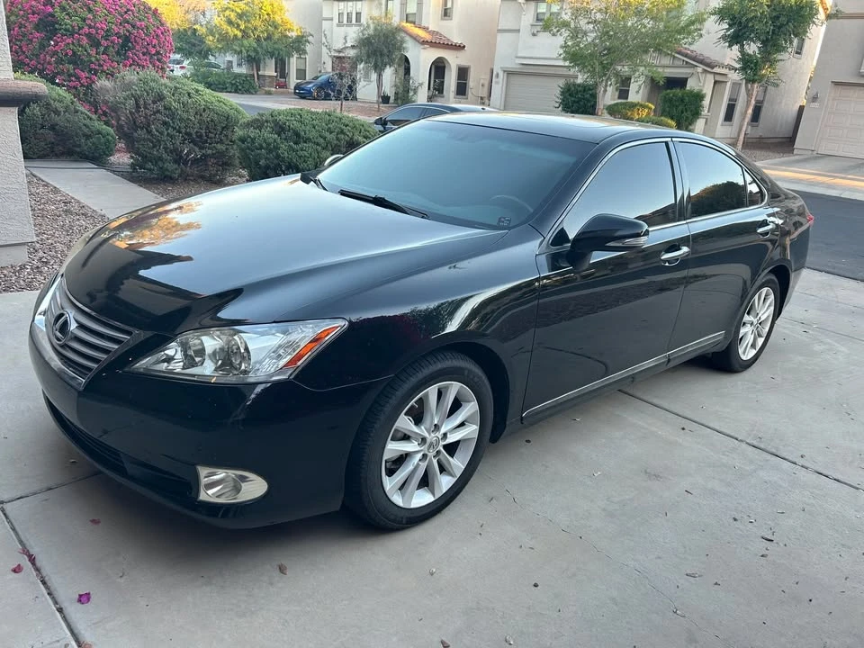 2011 Lexus ES 5th Gen - Image 3 of 12