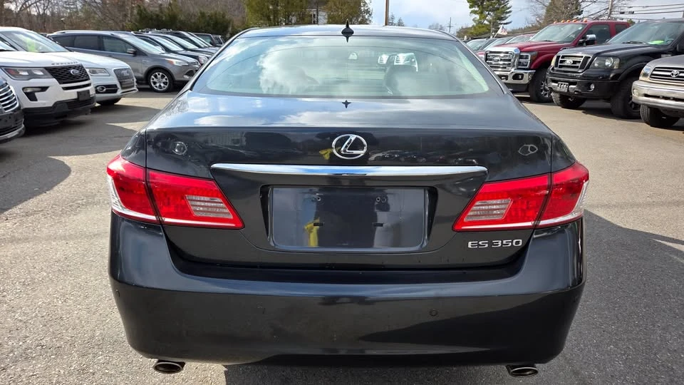 2011 Lexus ES 5th Gen - Image 6 of 20