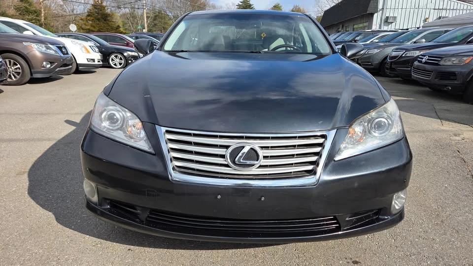 2011 Lexus ES 5th Gen - Image 2 of 20