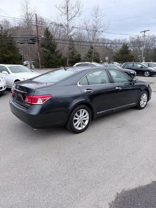 2011 Lexus ES 5th Gen - Image 6 of 19