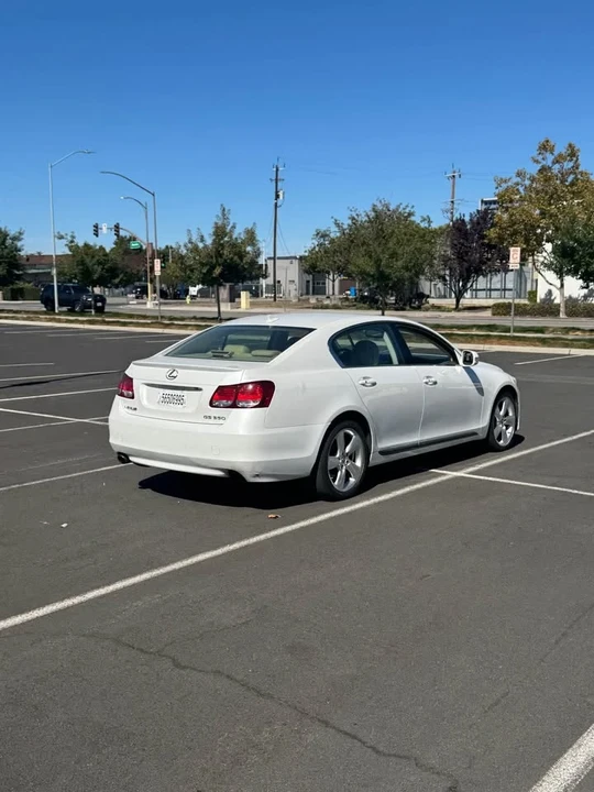 2011 Lexus GS 3rd Gen - Image 5 of 11