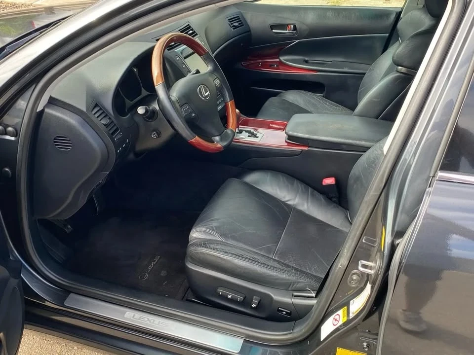 2011 Lexus GS 3rd Gen - Image 12 of 20