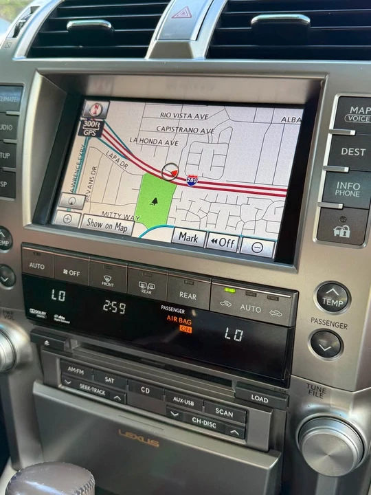 2011 Lexus GX 2nd Gen - Image 11 of 13