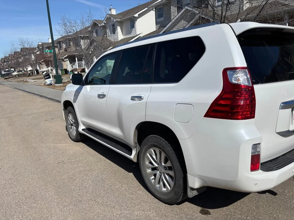 2011 Lexus GX 2nd Gen - Image 5 of 7