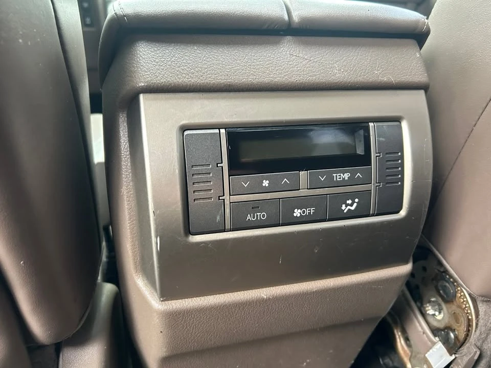 2011 Lexus GX 2nd Gen - Image 14 of 19