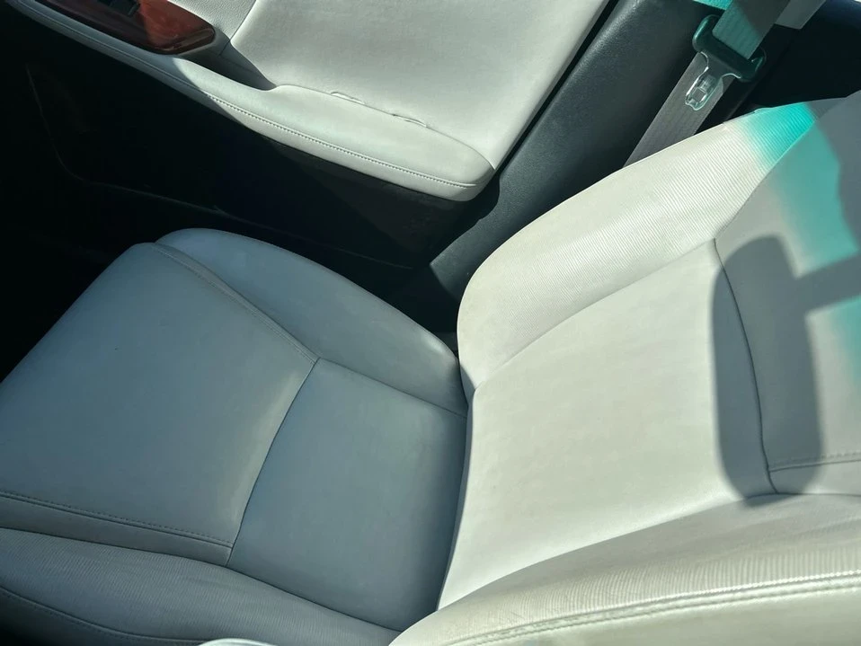 2011 Lexus HS - Image 19 of 20