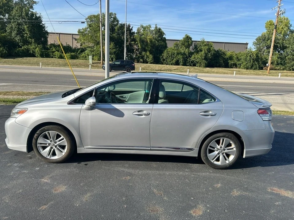 2011 Lexus HS - Image 4 of 20