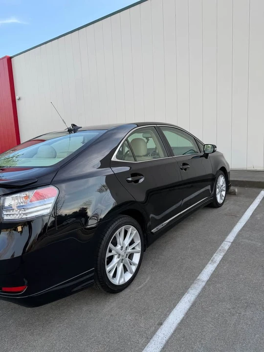 2011 Lexus HS - Image 6 of 20