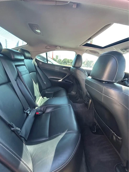 2011 Lexus IS 2nd Gen - Image 12 of 12