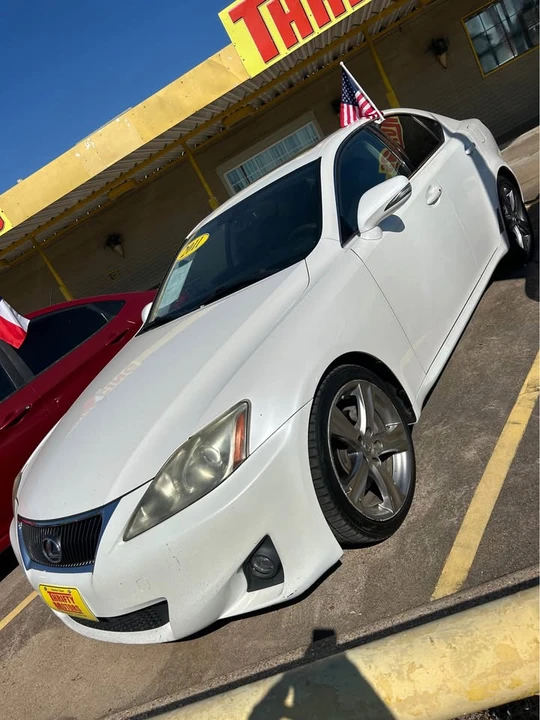 2011 Lexus IS 2nd Gen - Image 3 of 12