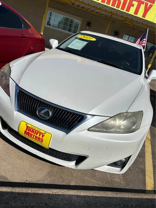 2011 Lexus IS 2nd Gen - Image 4 of 12
