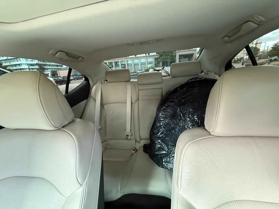 2011 Lexus IS 2nd Gen - Image 6 of 7