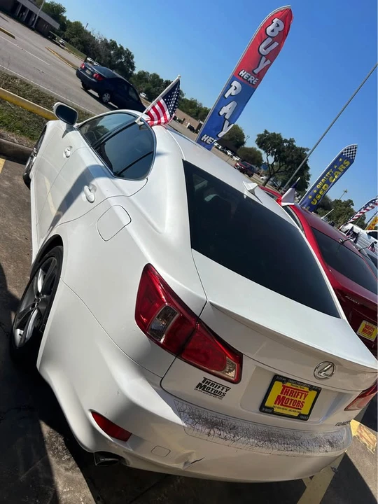 2011 Lexus IS 2nd Gen - Image 6 of 12