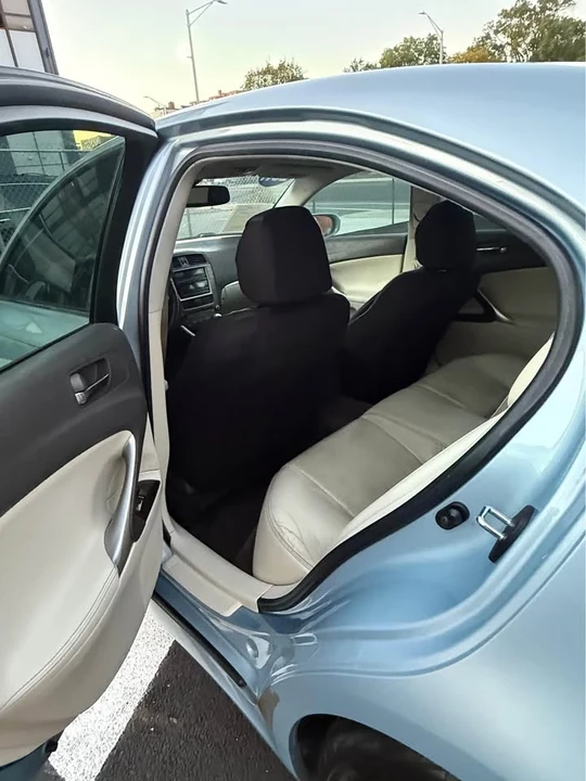 2011 Lexus IS 2nd Gen - Image 11 of 14
