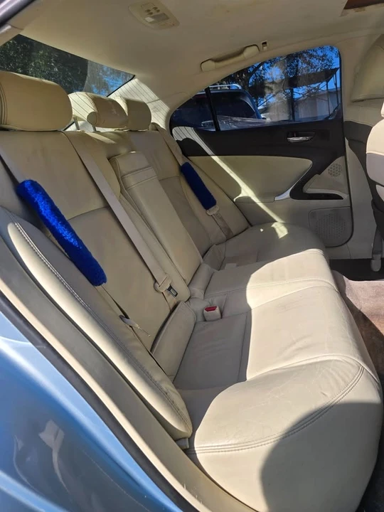 2011 Lexus IS 2nd Gen - Image 6 of 10