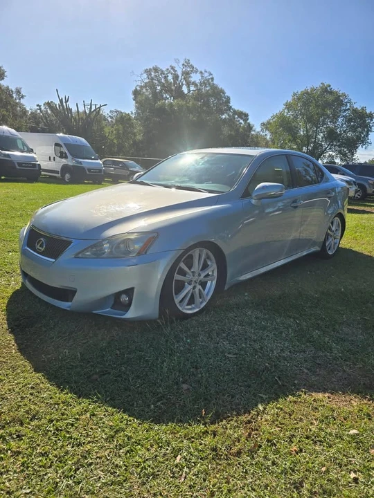 2011 Lexus IS 2nd Gen - Image 3 of 10